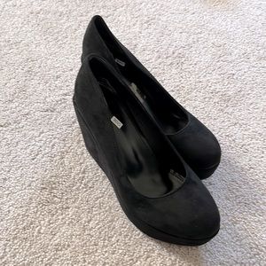 Womens Black Wedges